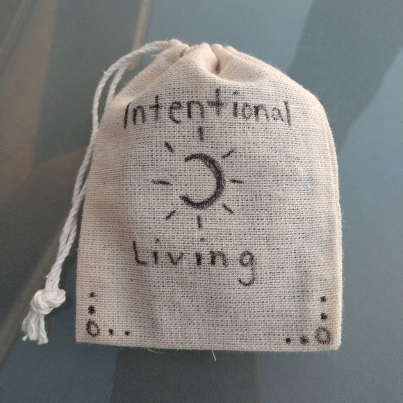 Bracelets - Picture 2 of 4